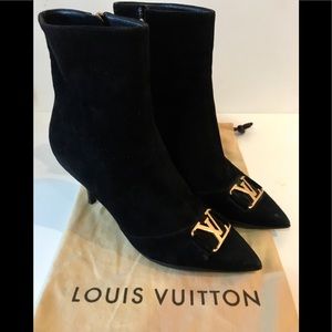 Louis Vuitton Boots- Authentic Size 7.5